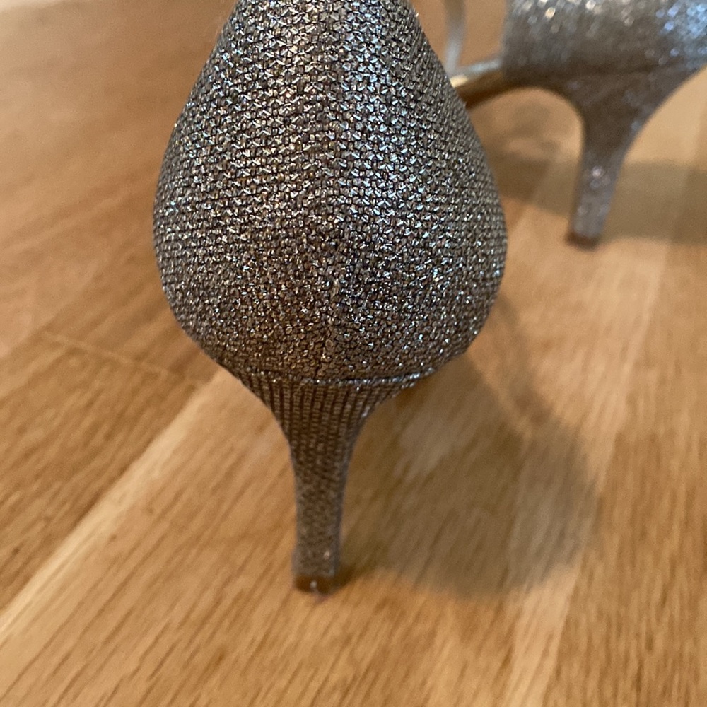 Sparkly Heels. - Picture 3 of 4
